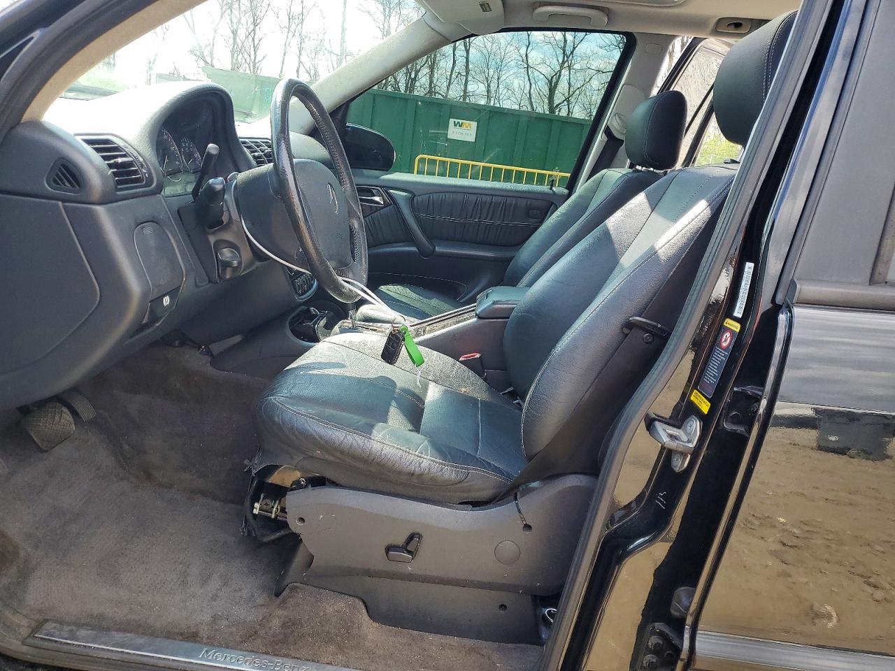 Mercedes-Benz M-Class 350