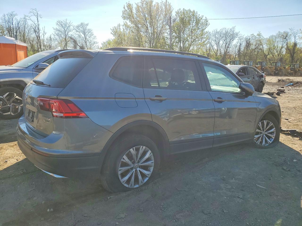 Volkswagen Tiguan S