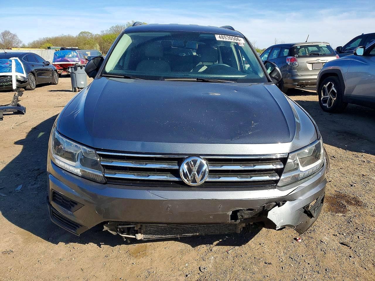 Volkswagen Tiguan S