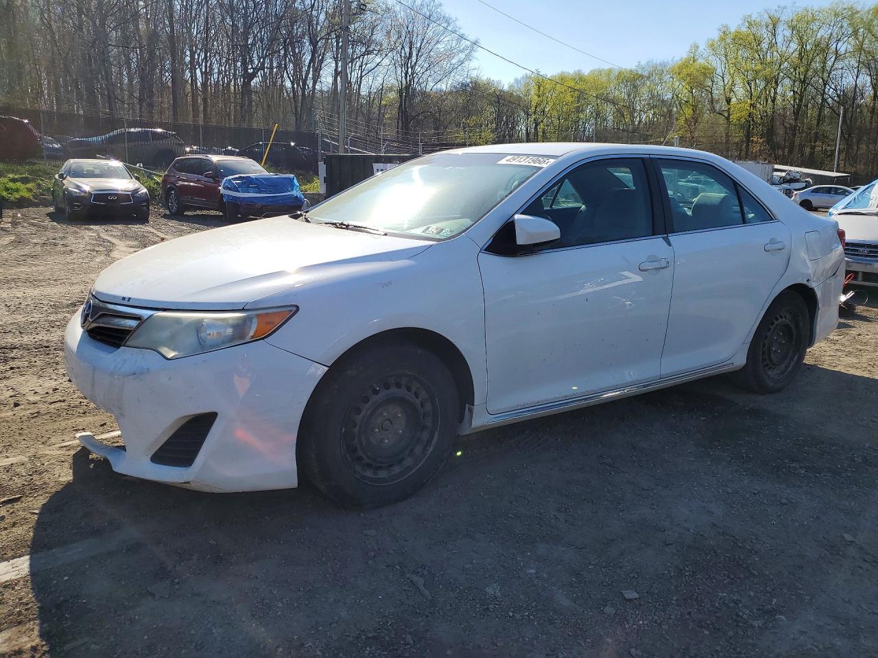 Salvage Toyota Camry Image