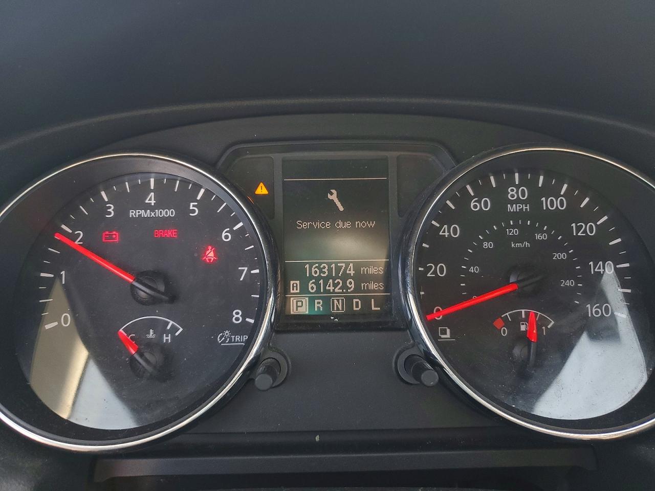 Nissan Rogue S