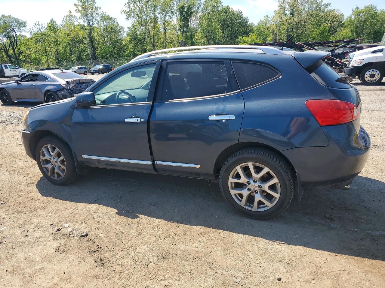 Nissan Rogue S