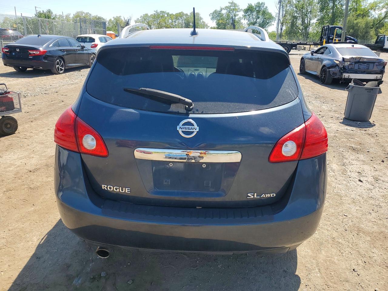 Nissan Rogue S