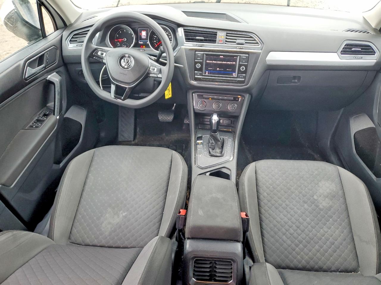 Volkswagen Tiguan S