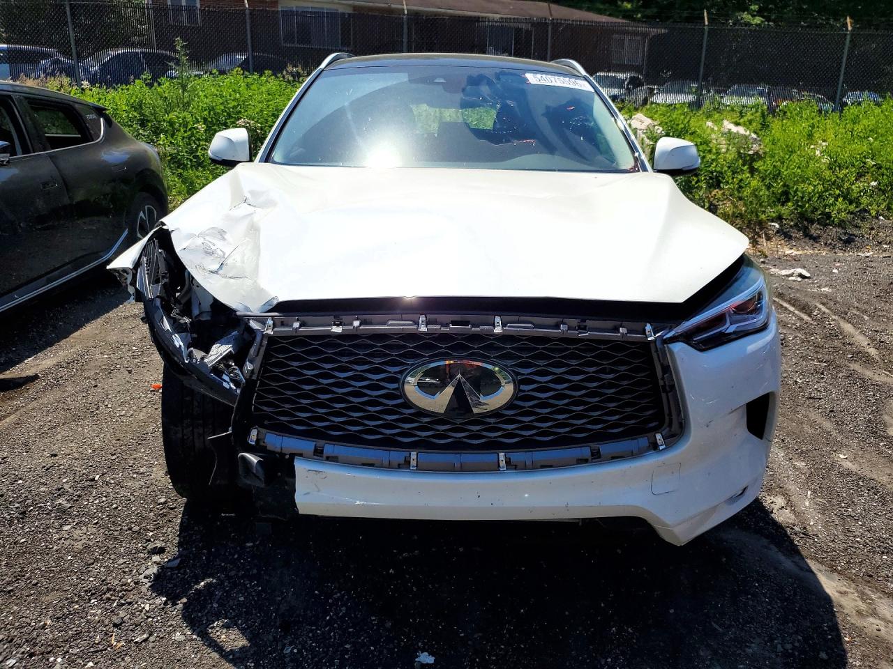 INFINITI Qx Luxe