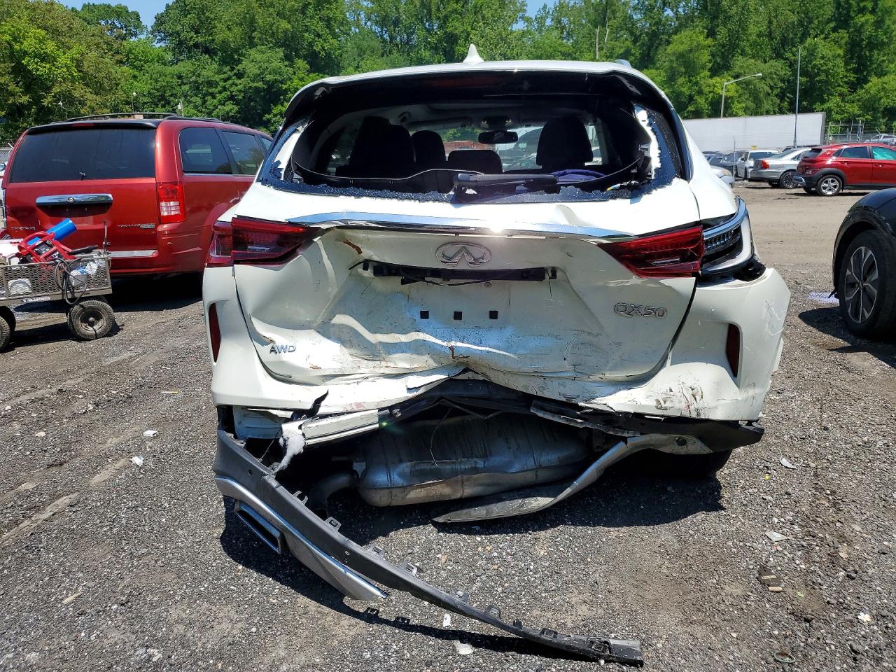 INFINITI Qx Luxe