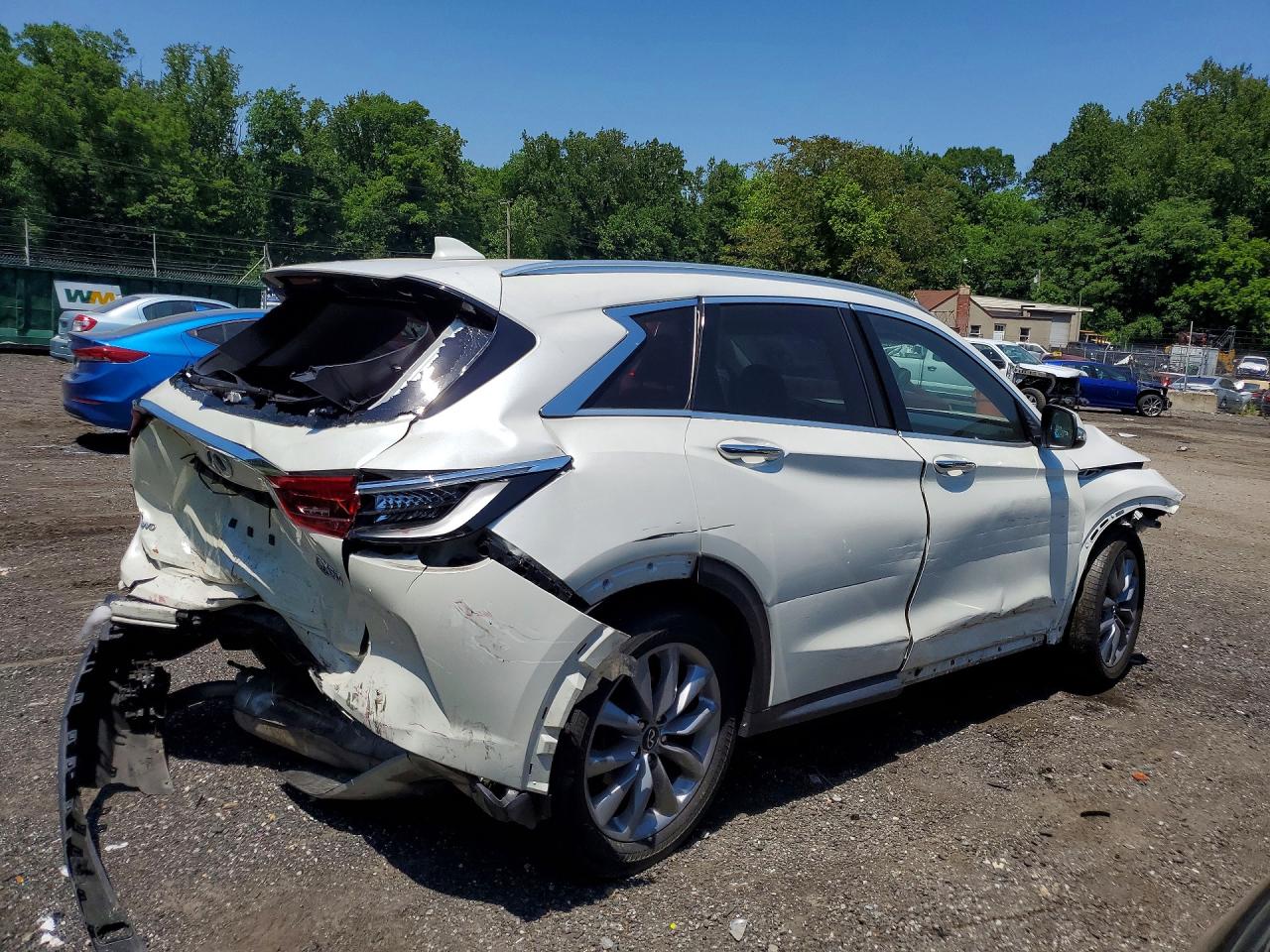 INFINITI Qx Luxe