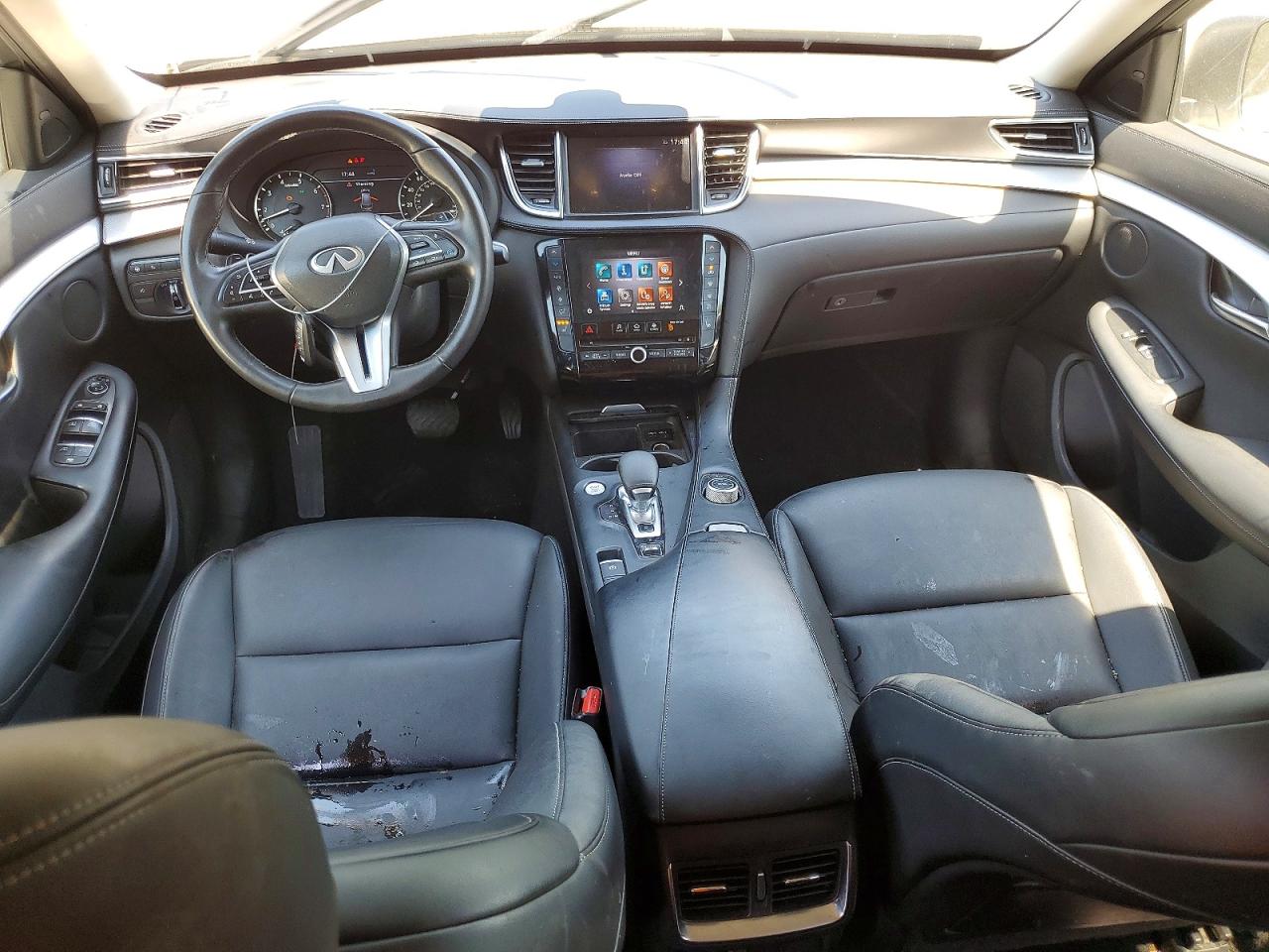 INFINITI Qx Luxe