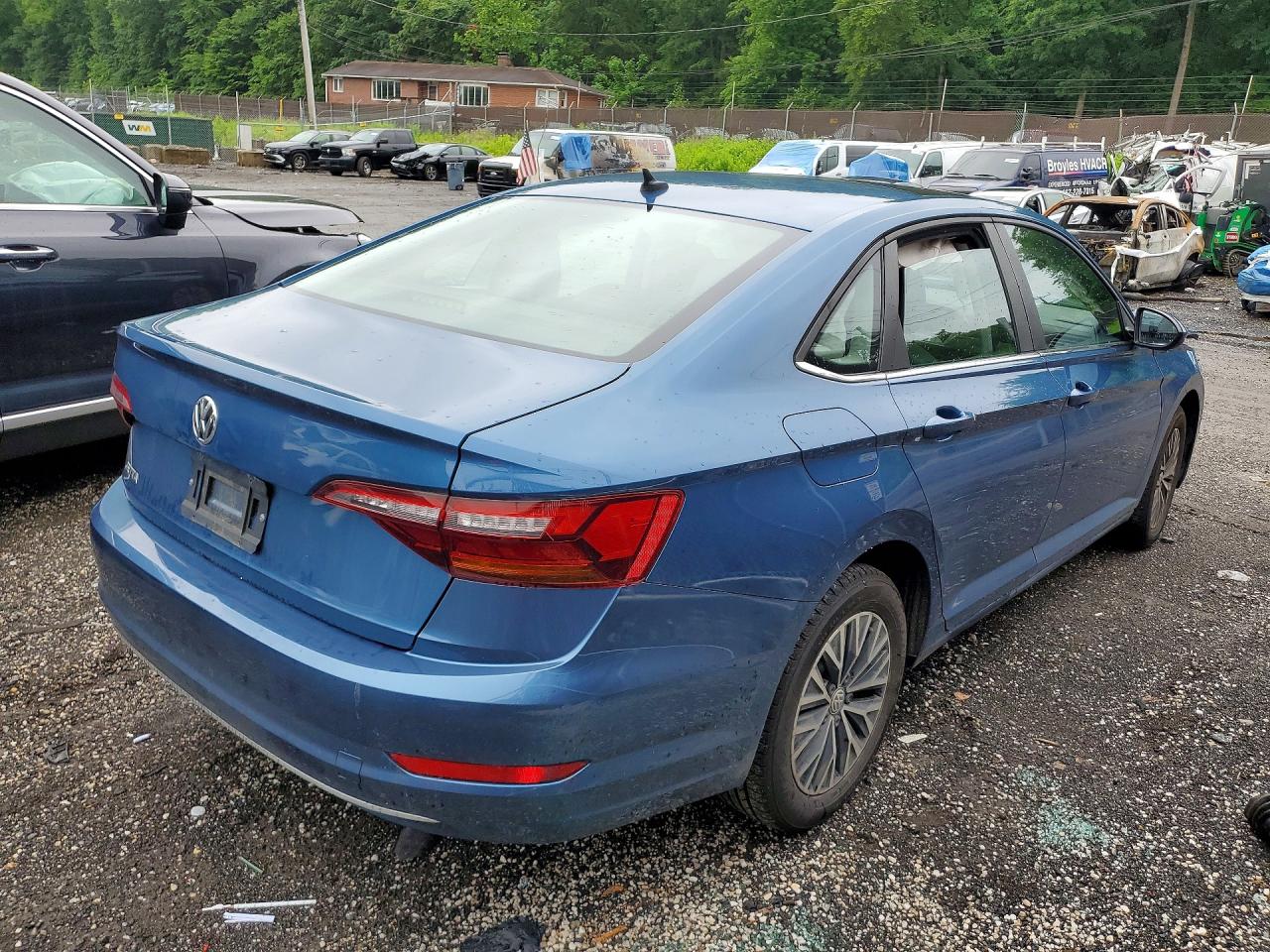 Volkswagen Jetta S