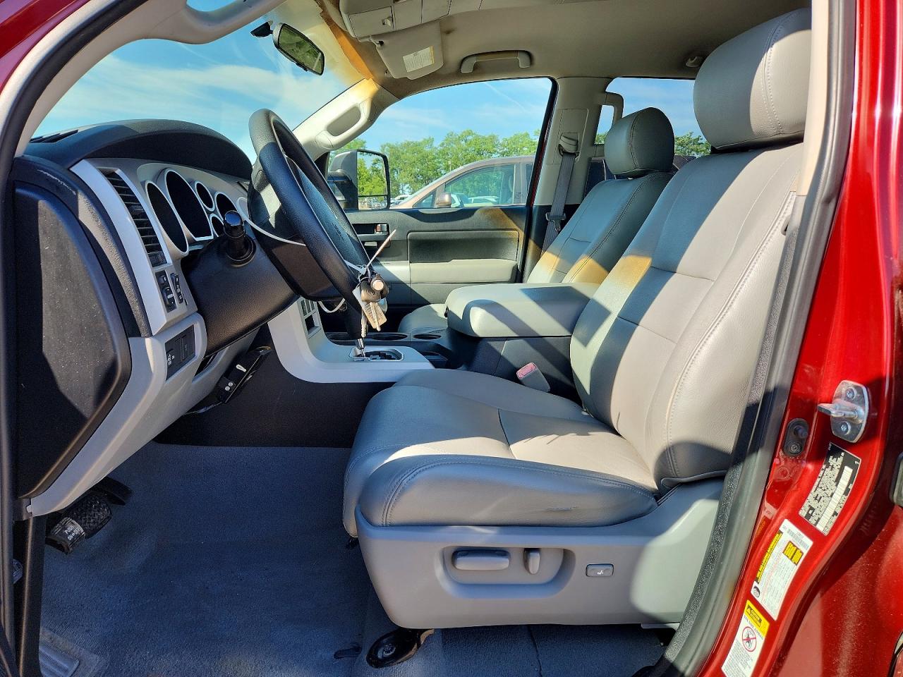 Toyota Tundra Double Cab Sr5