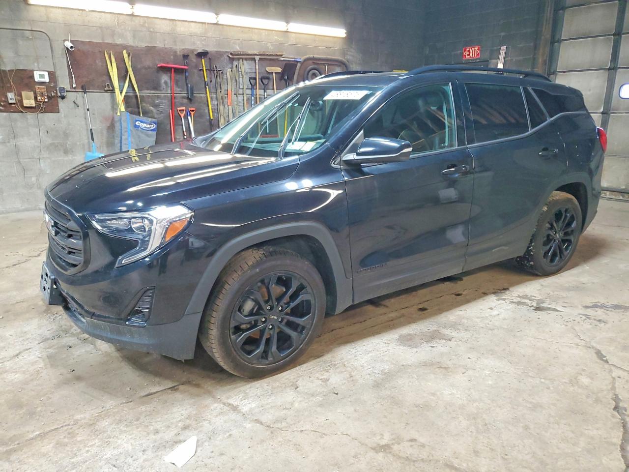 Salvage GMC Terrain Image