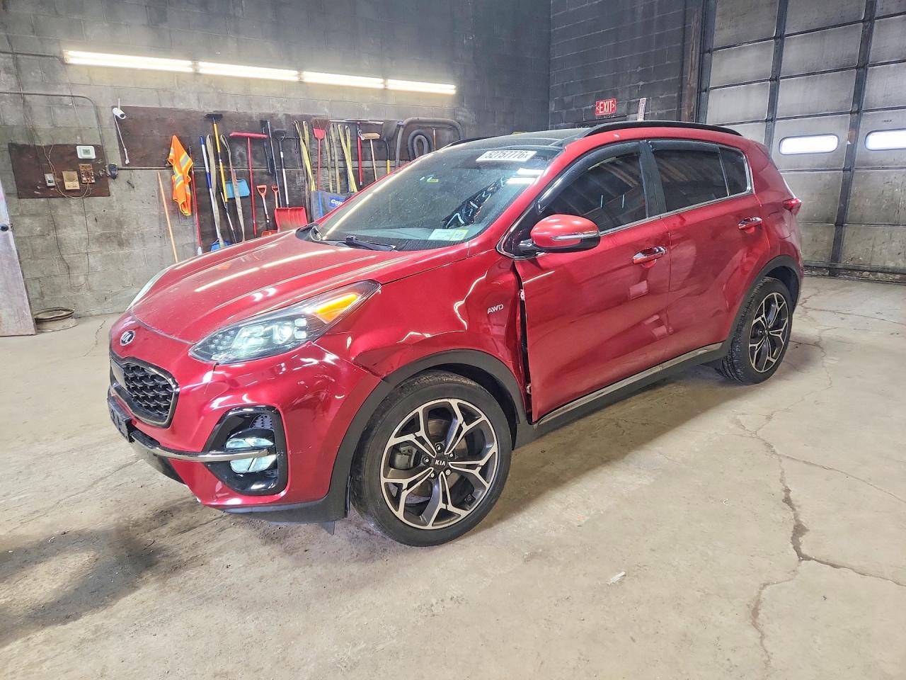 Salvage Kia Sportage Image