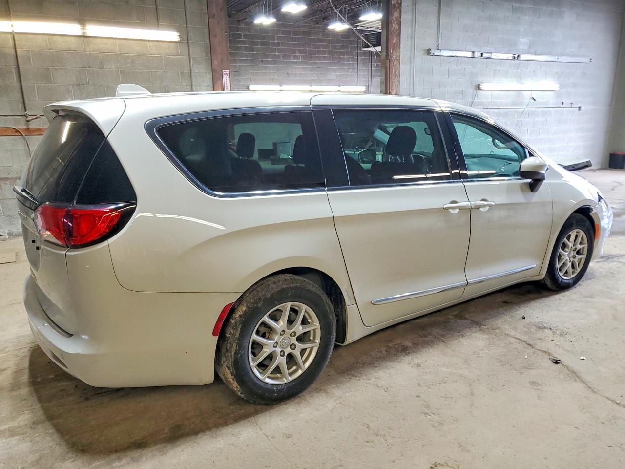 Chrysler Pacifica Lx