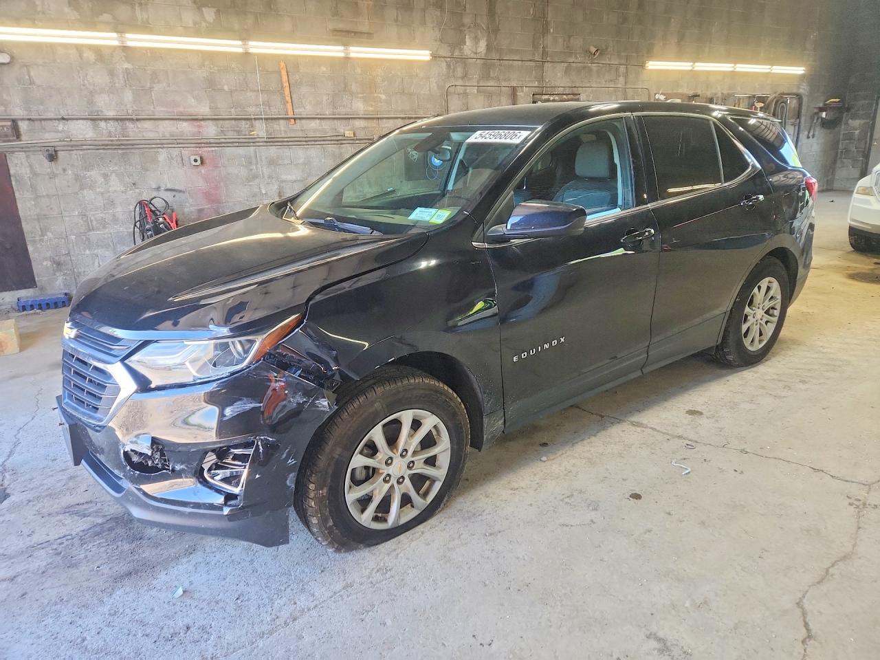 Salvage Chevrolet Equinox Image