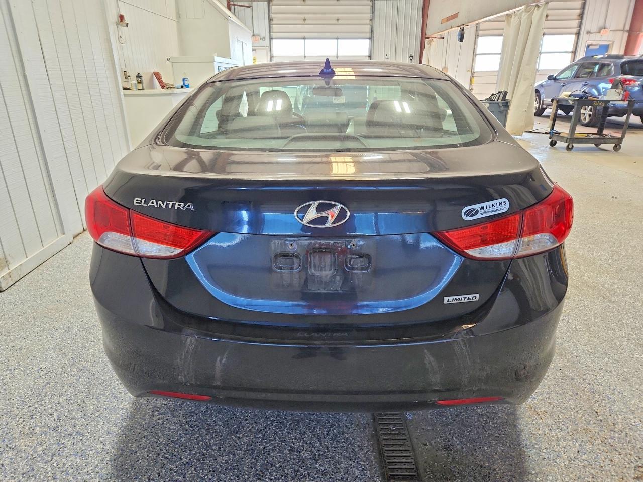 Hyundai ELANTRA Limited
