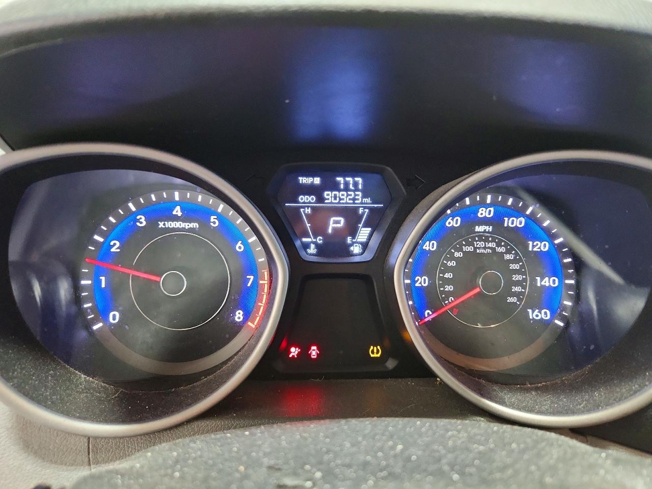 Hyundai ELANTRA Limited