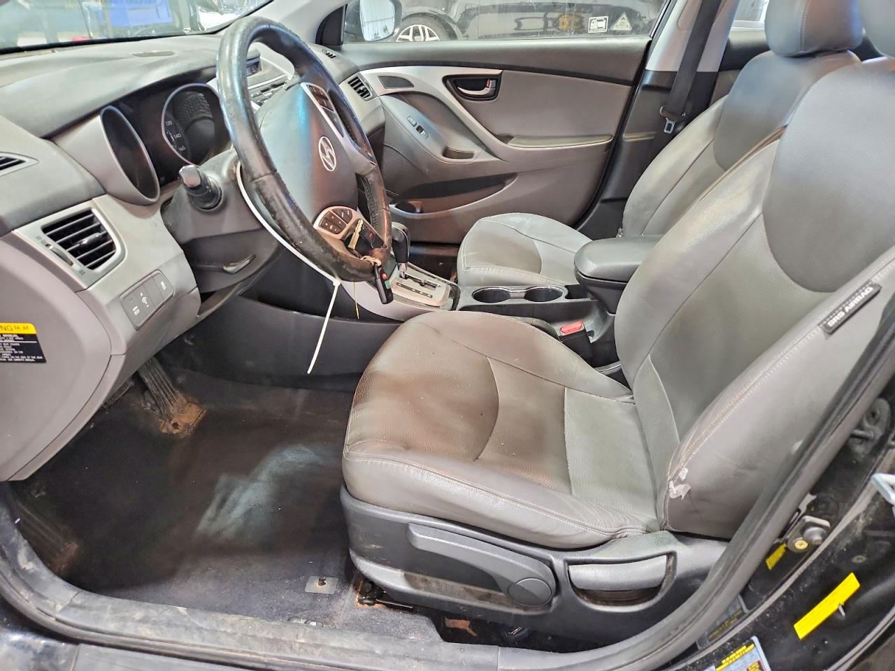 Hyundai ELANTRA Limited