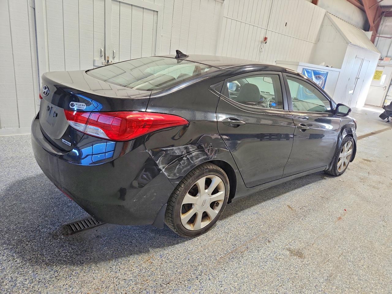 Hyundai ELANTRA Limited