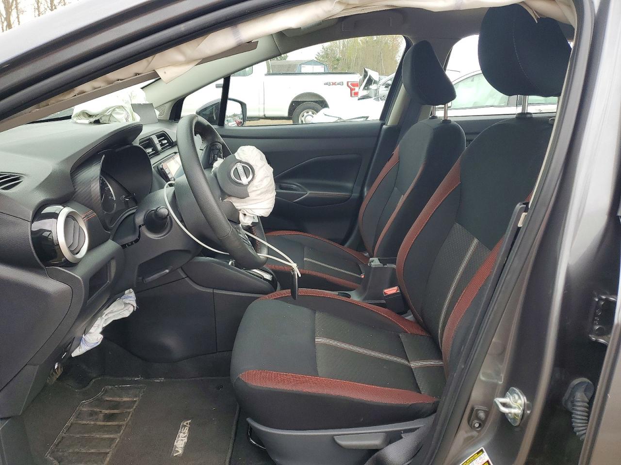 Nissan Versa Sr