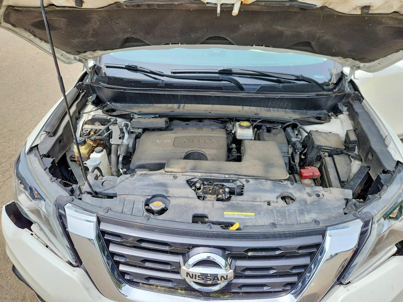Nissan Pathfinder Platinum