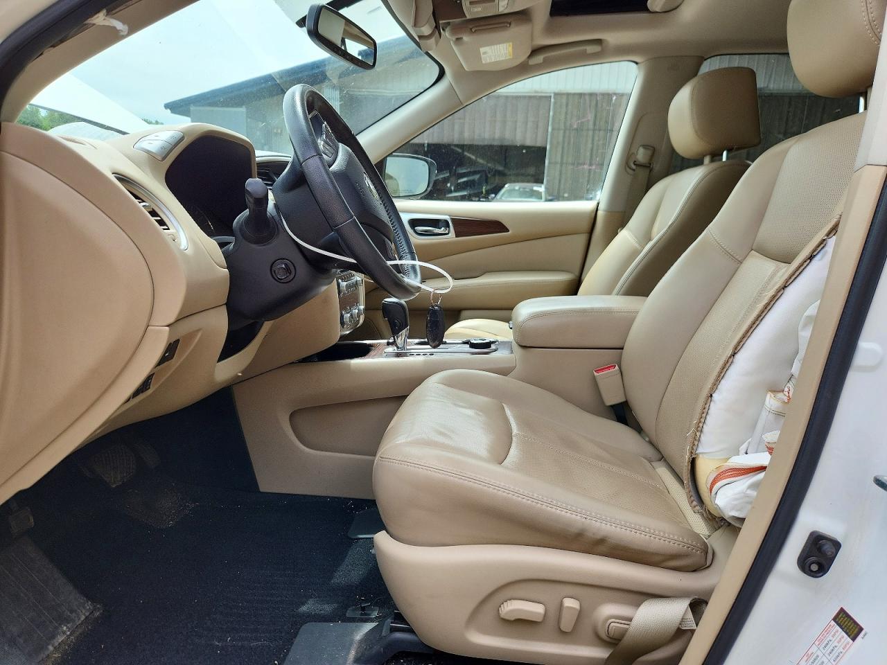 Nissan Pathfinder Platinum