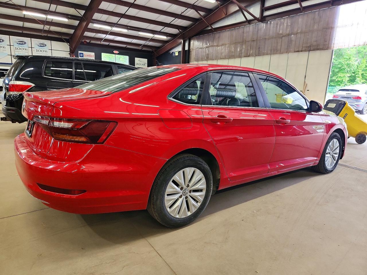 Volkswagen Jetta S