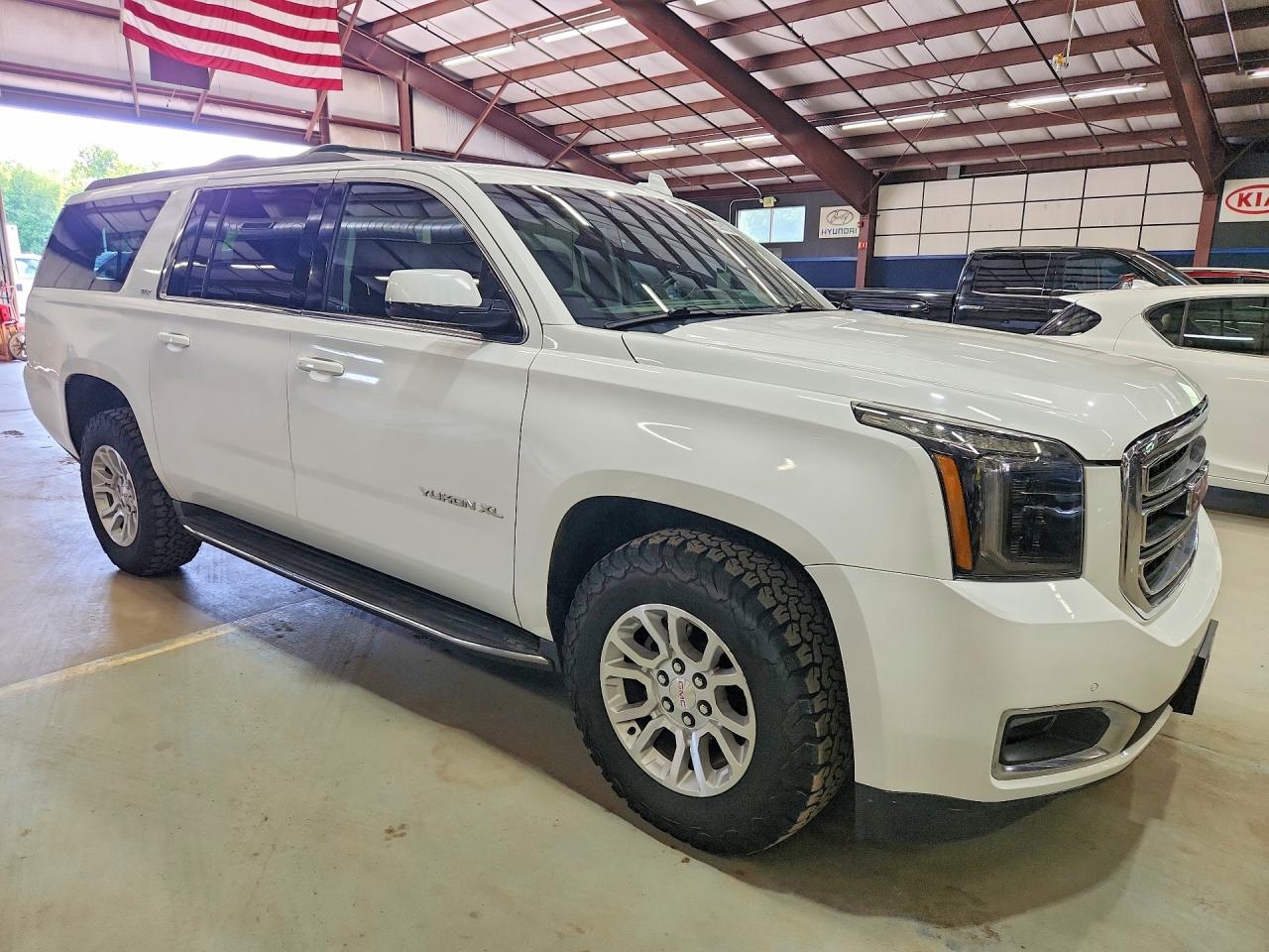 GMC Yukon K1500 Slt