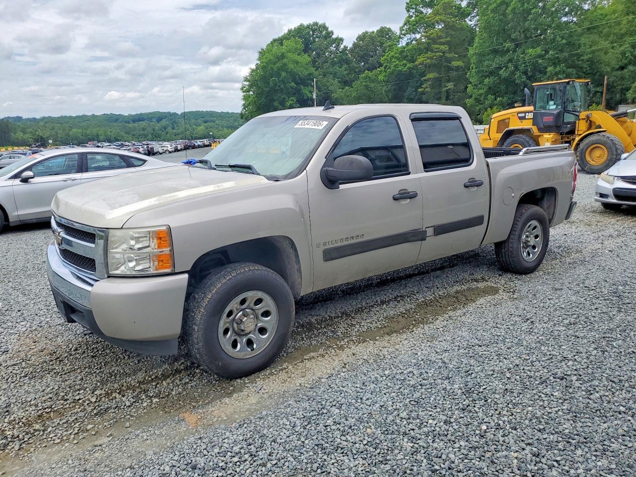 Salvage Chevrolet Silverado Image