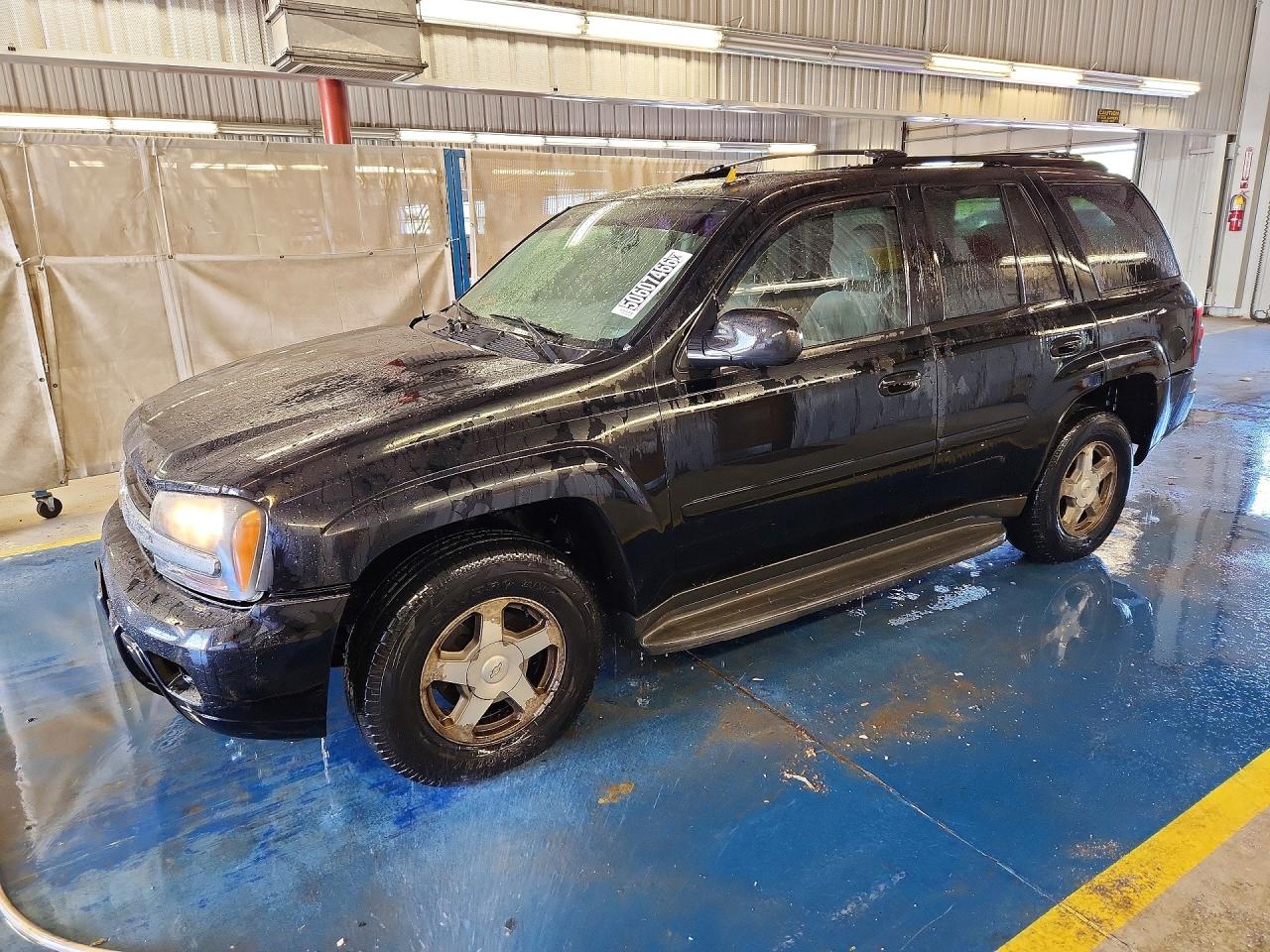 Salvage Chevrolet Trailblazer Image