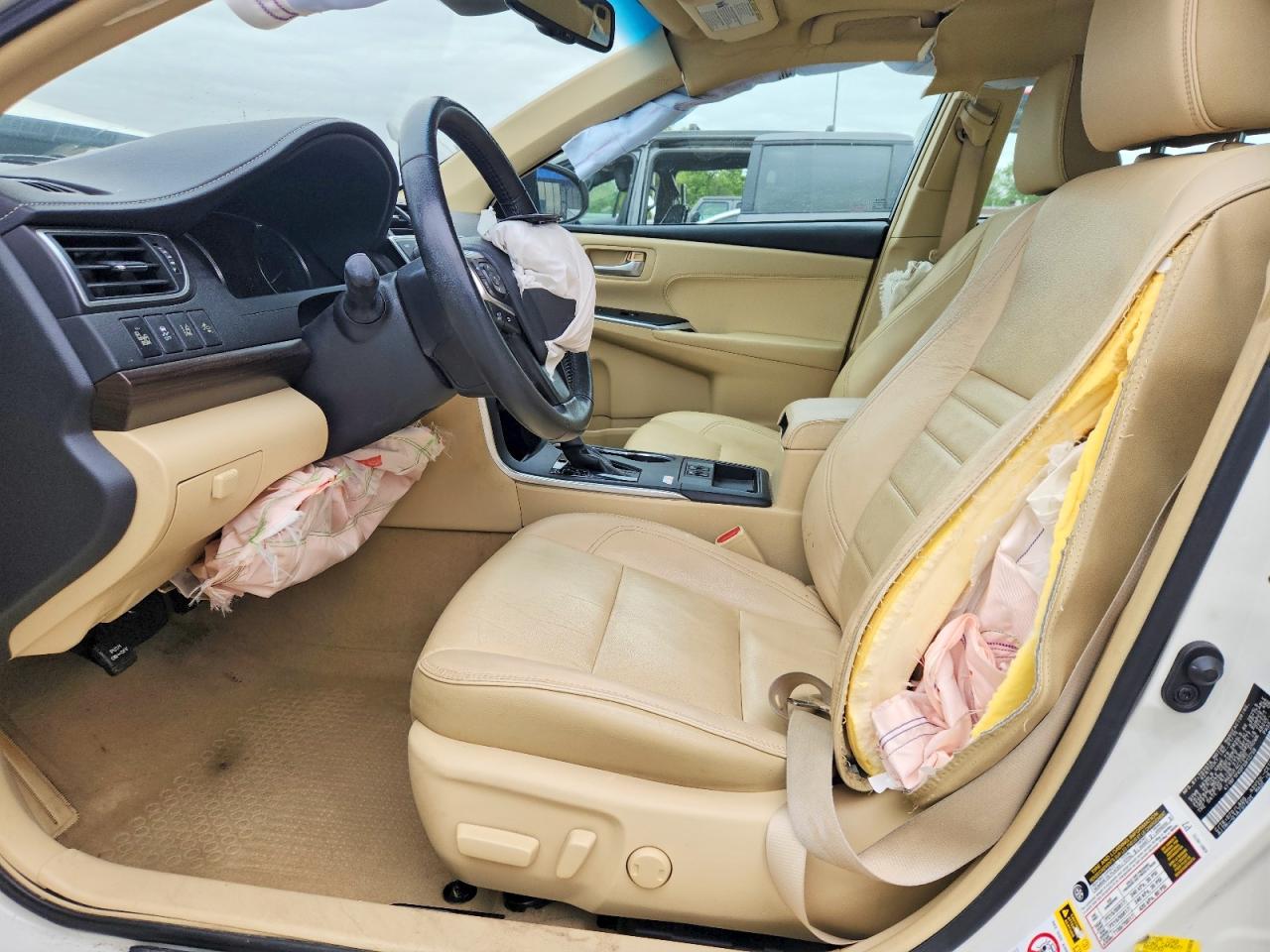 Toyota Camry Xle