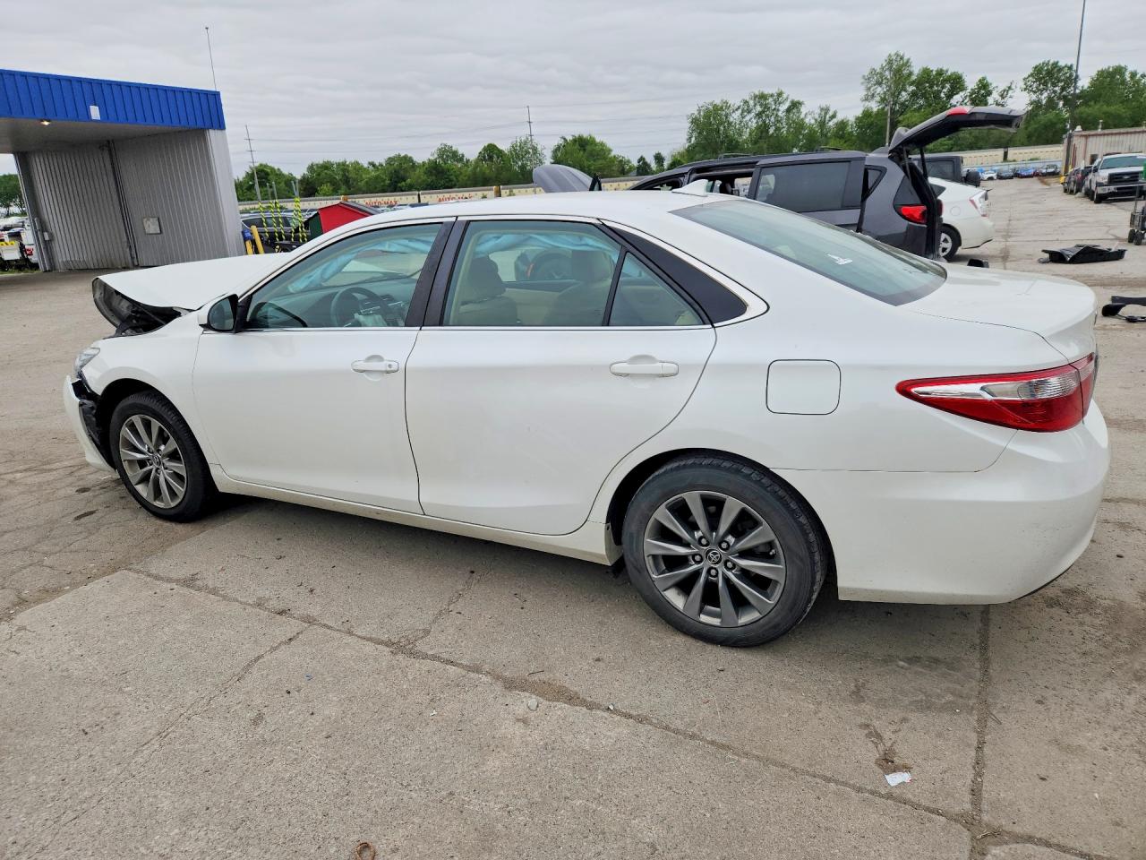 Toyota Camry Xle