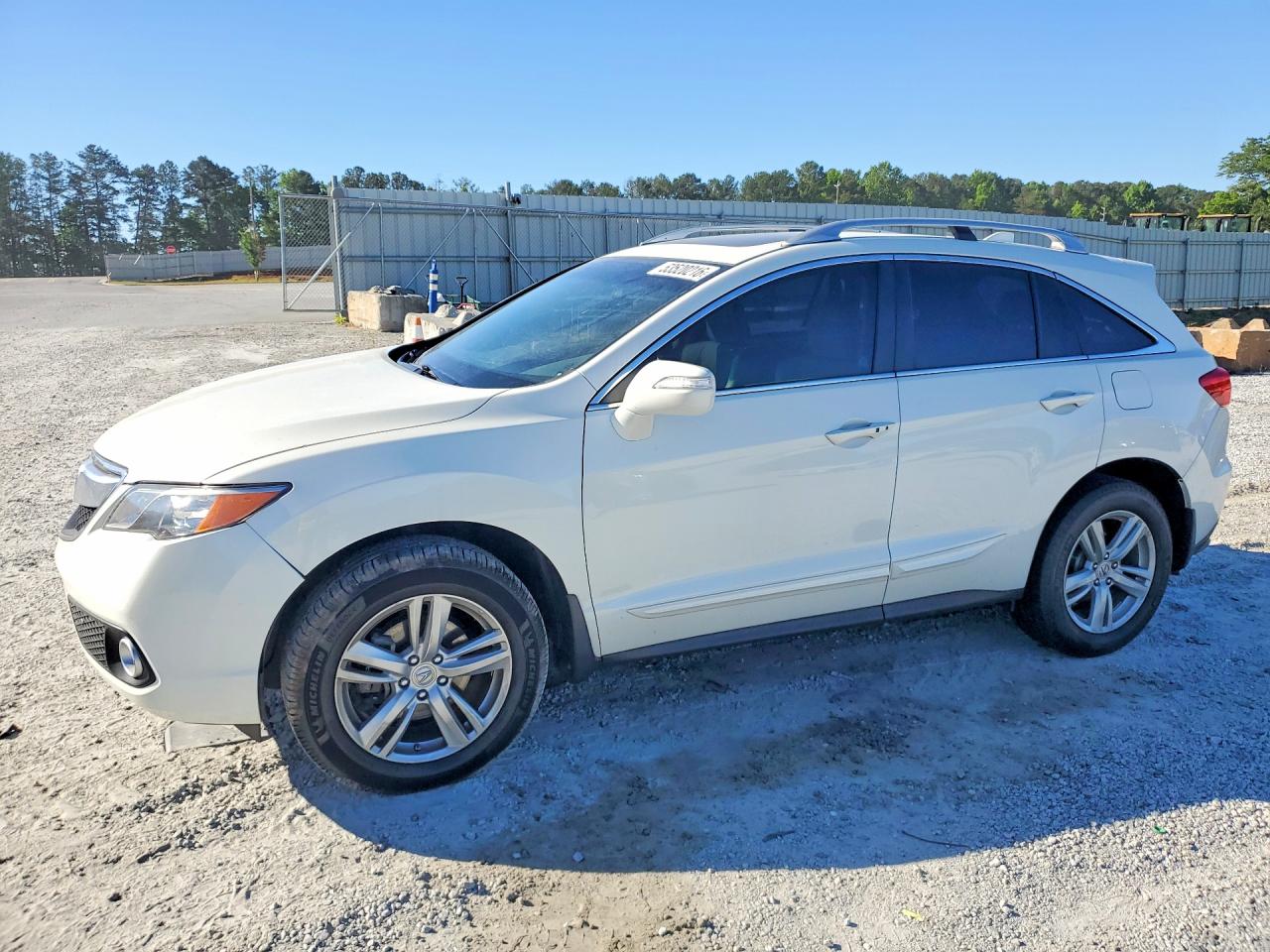 Salvage Acura RDX Image