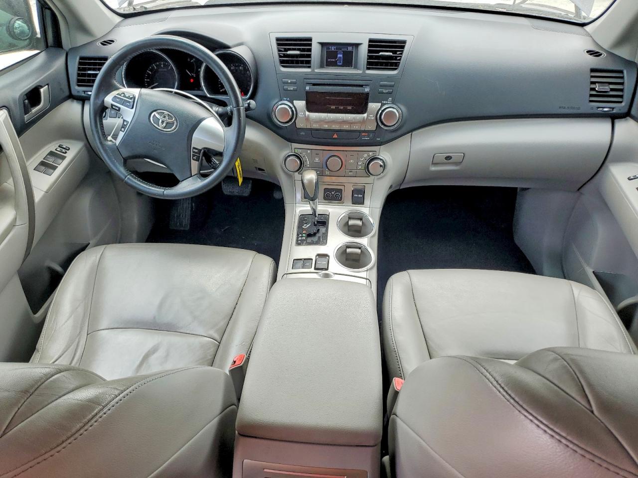 Toyota Highlander Se