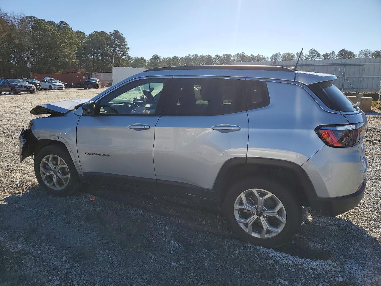 Jeep Compass Latitude