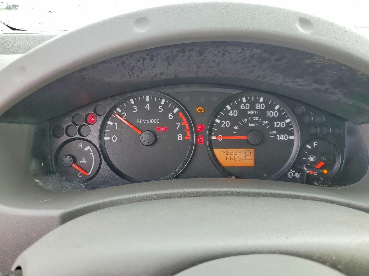 Nissan Frontier S