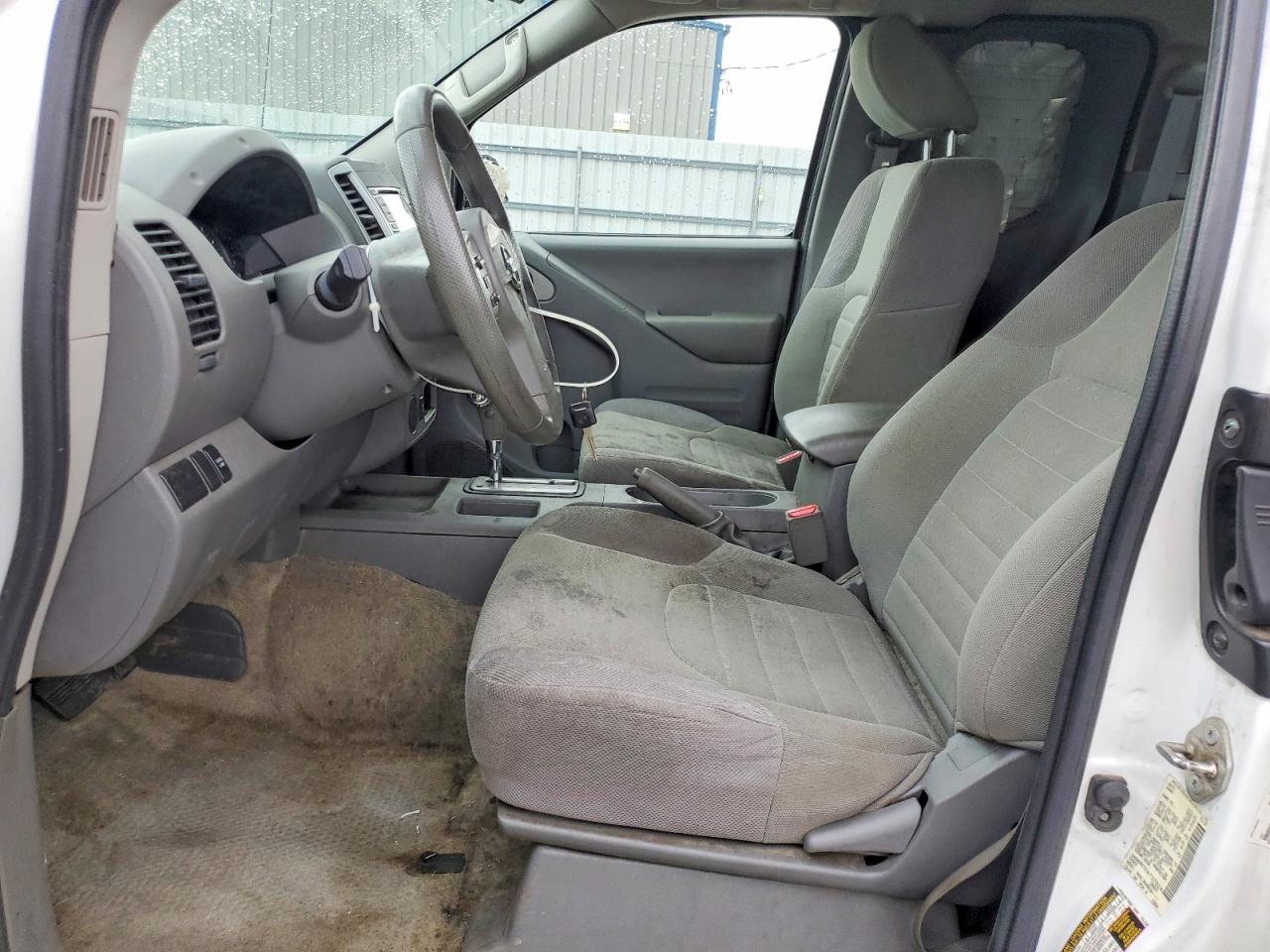 Nissan Frontier S