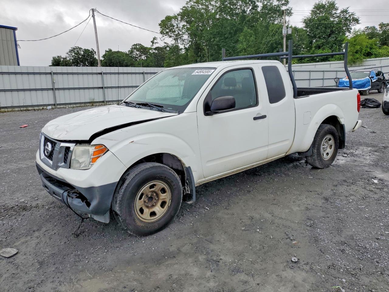 Salvage Nissan Frontier Image
