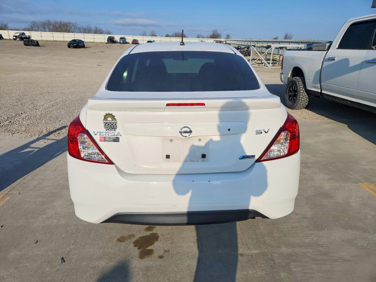 Nissan Versa 1.6 Sv