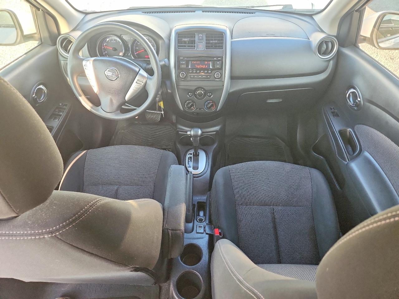 Nissan Versa 1.6 Sv