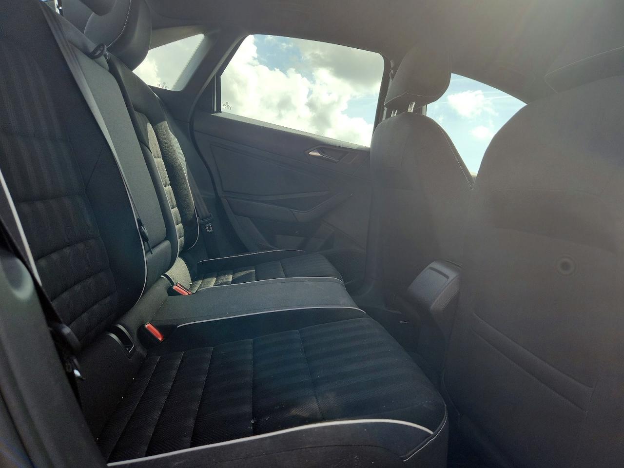 Volkswagen Jetta Sport