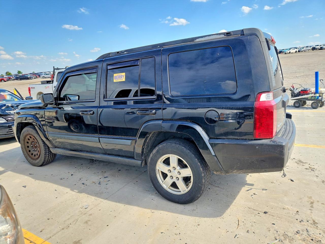 Jeep Commander Sport