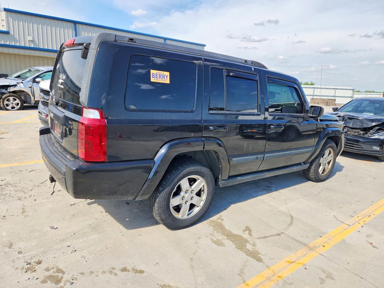 Jeep Commander Sport