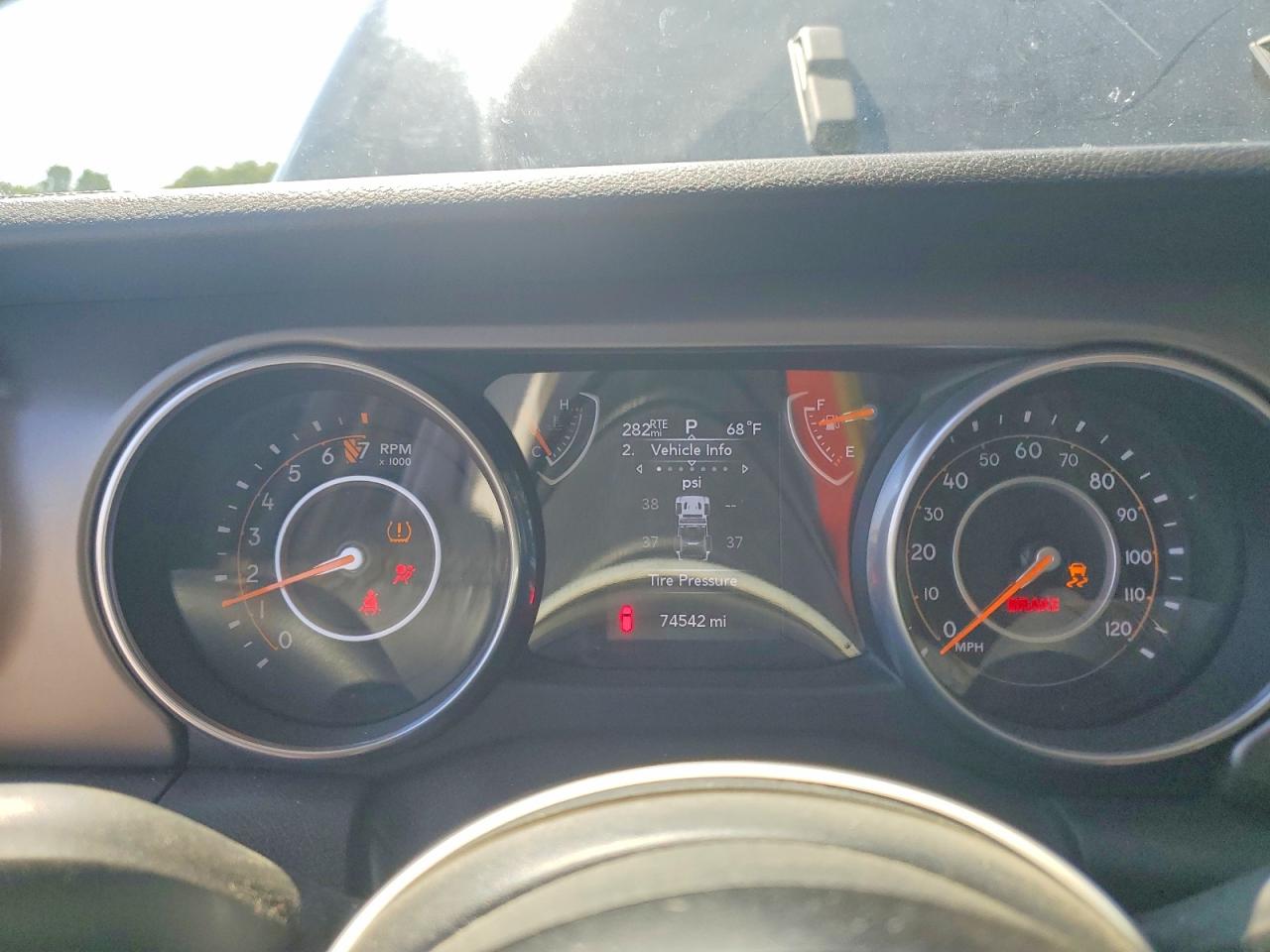 Jeep Wrangler Sport