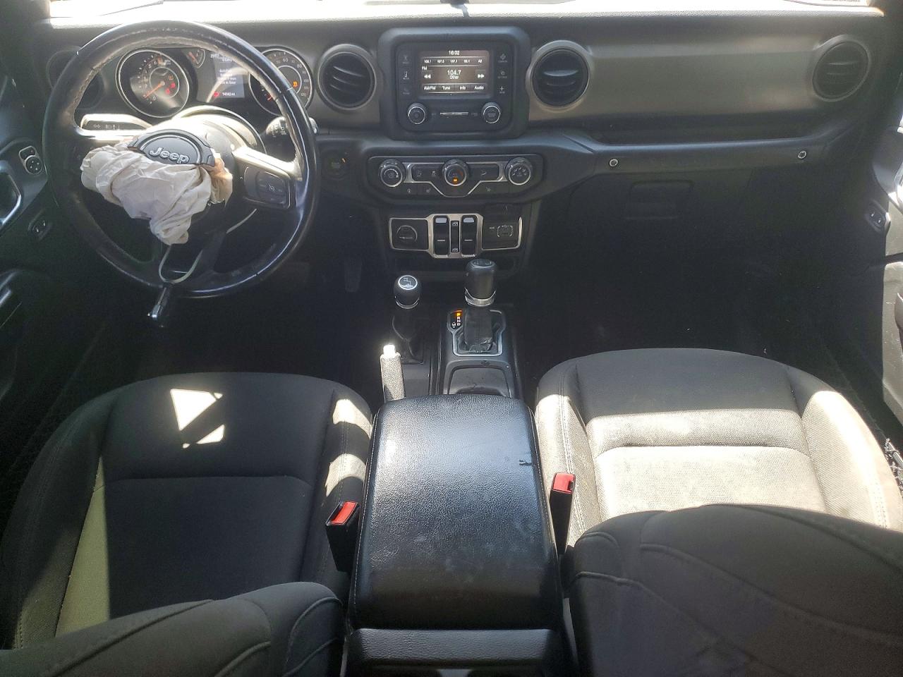 Jeep Wrangler Sport