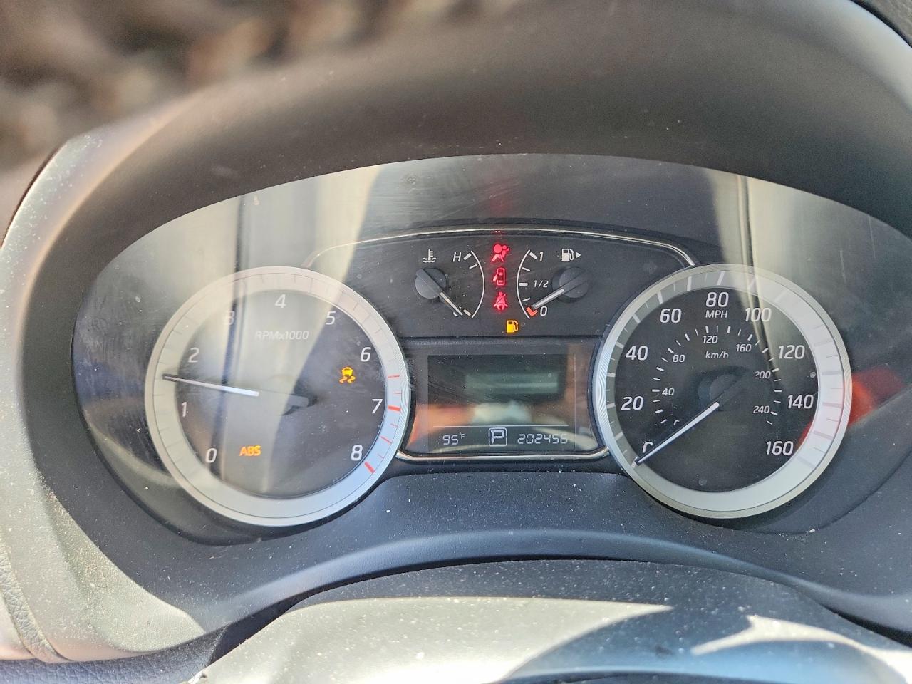 Nissan Sentra S