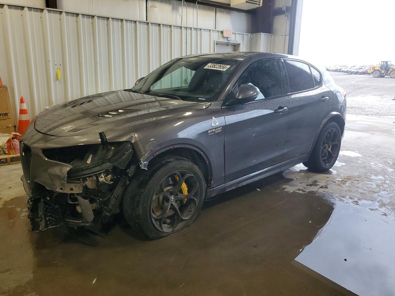 Salvage Alfa Romeo Stelvio Image