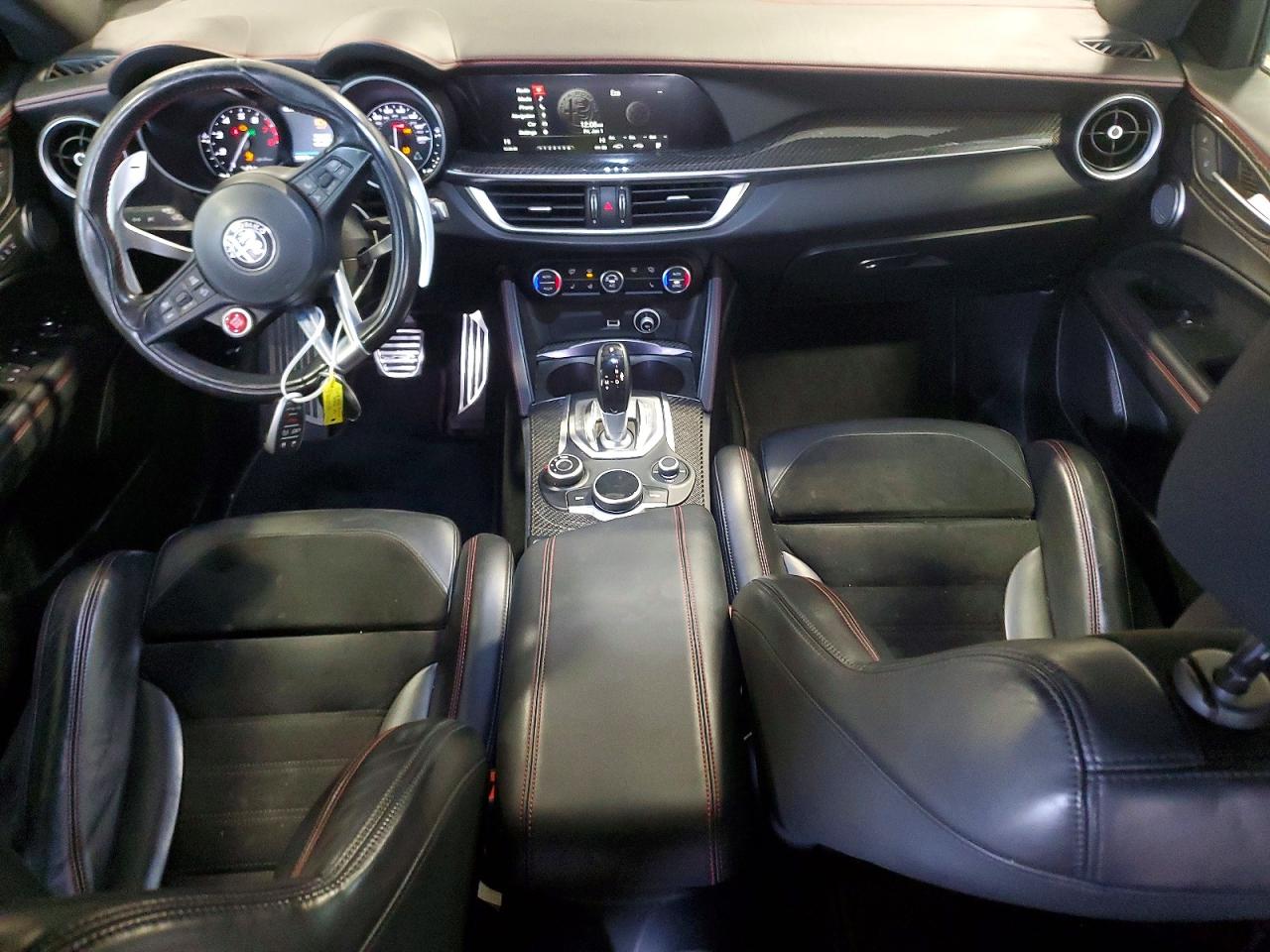 Alfa Romeo Stelvio Quadrifoglio