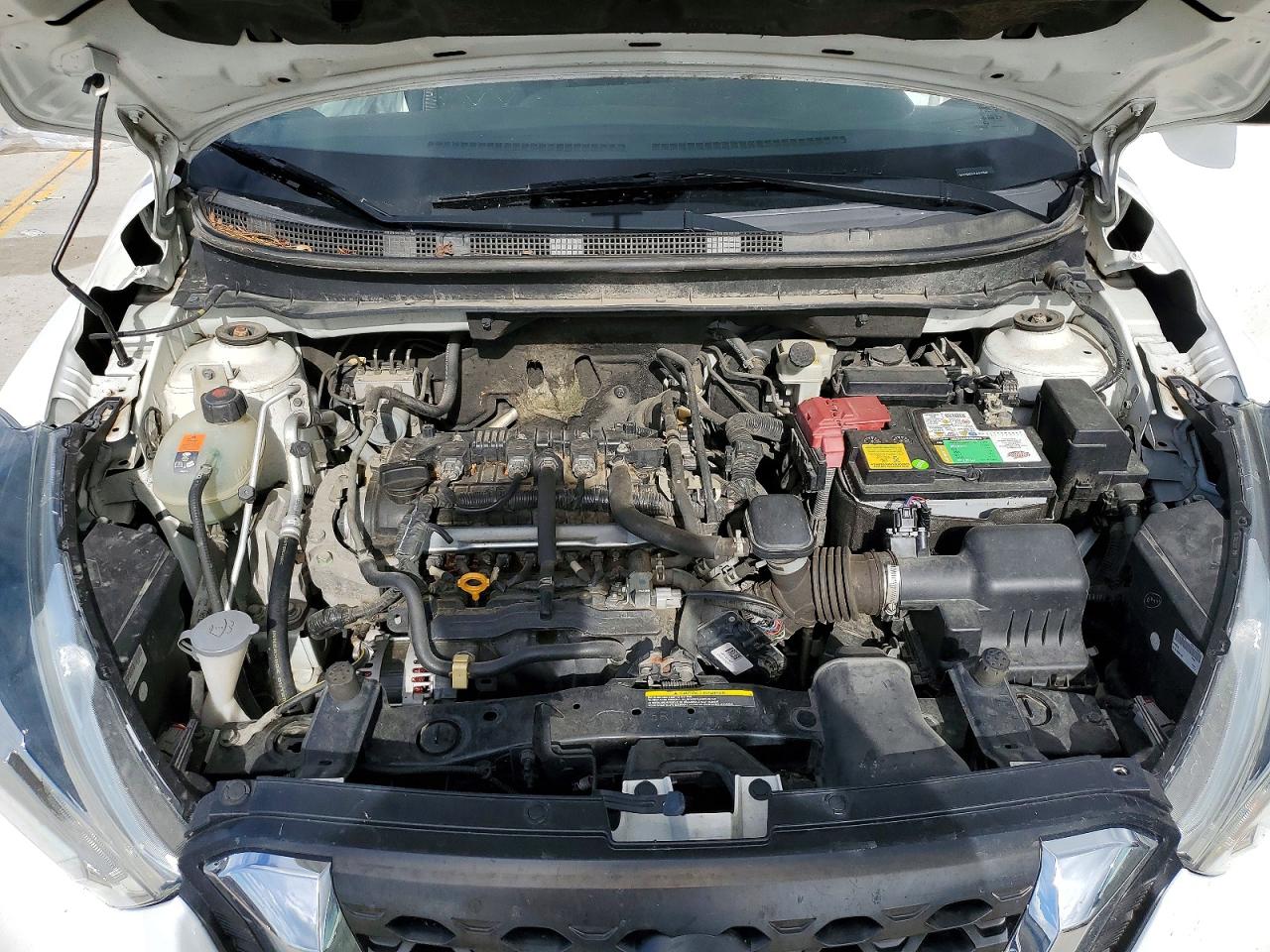 Nissan Kicks S