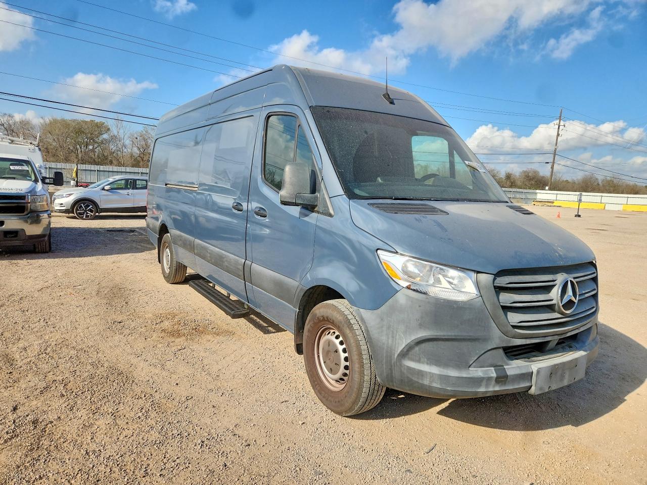 Mercedes-Benz Sprinter 2500