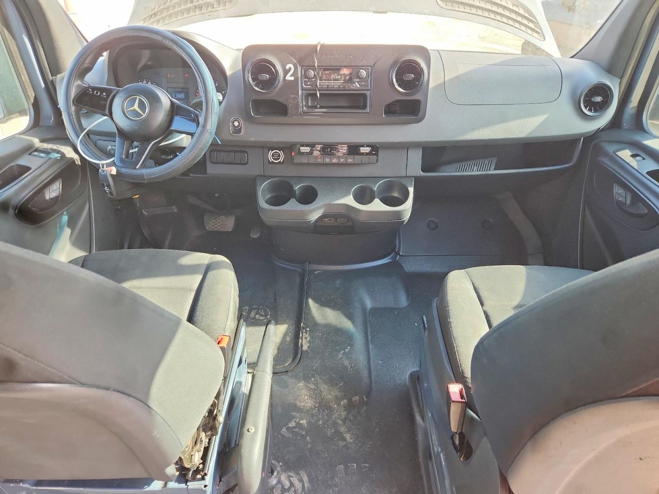 Mercedes-Benz Sprinter 2500